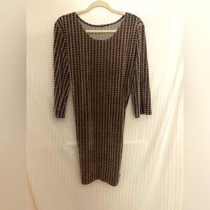 Gorgeous Midi Dress!!  Size XL.